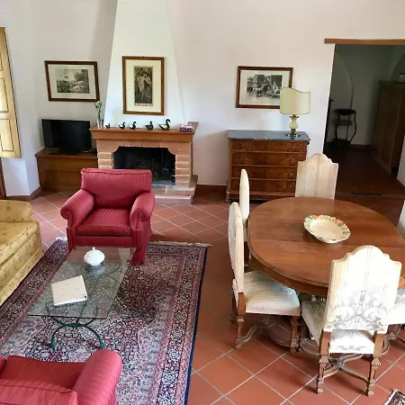 Tenuta Lupinari Farm stay Bucine