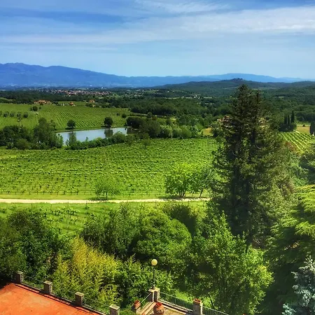 Tenuta Lupinari Farm stay